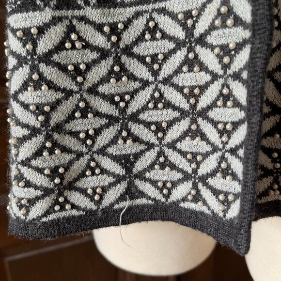 Theo Miles Vintage Pearl Beaded Sweater Vest Gray Sleeveless Wool Blend Missy - Picture 5 of 10